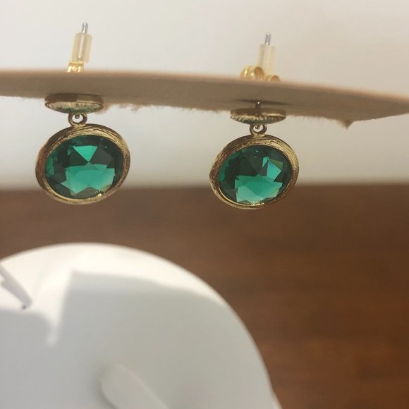 Sparkly Gold Tone Green Circular Drop Earrings. - Picture 6 of 13